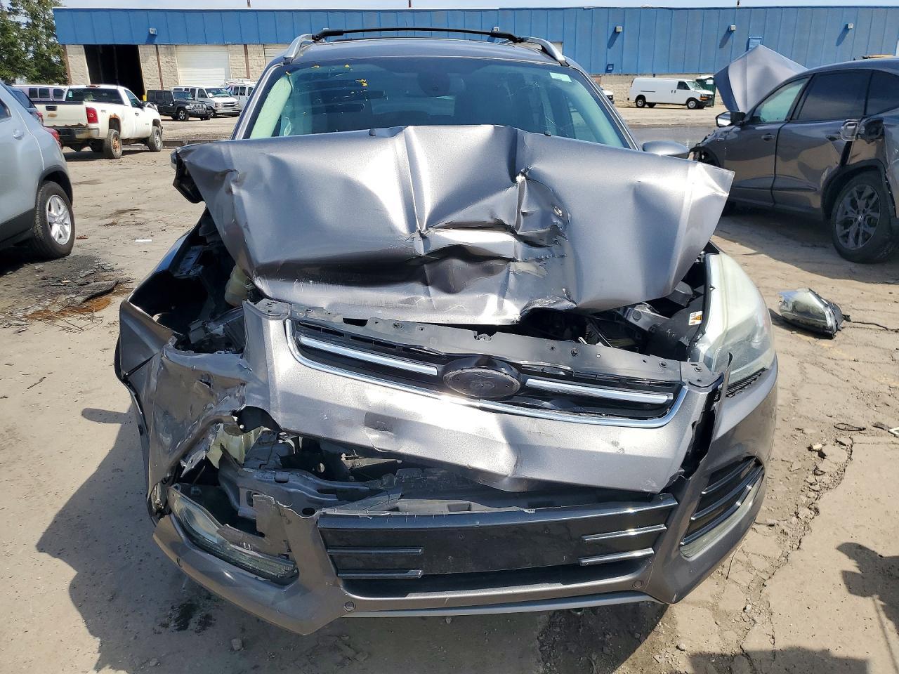 2013 Ford Escape Titanium - zdjęcie 5
