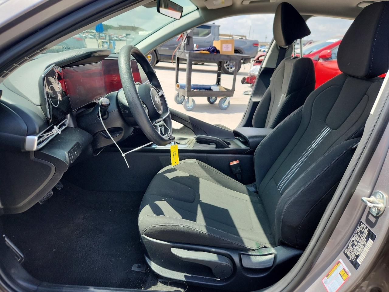 2024 Hyundai Elantra Sel - zdjęcie 7