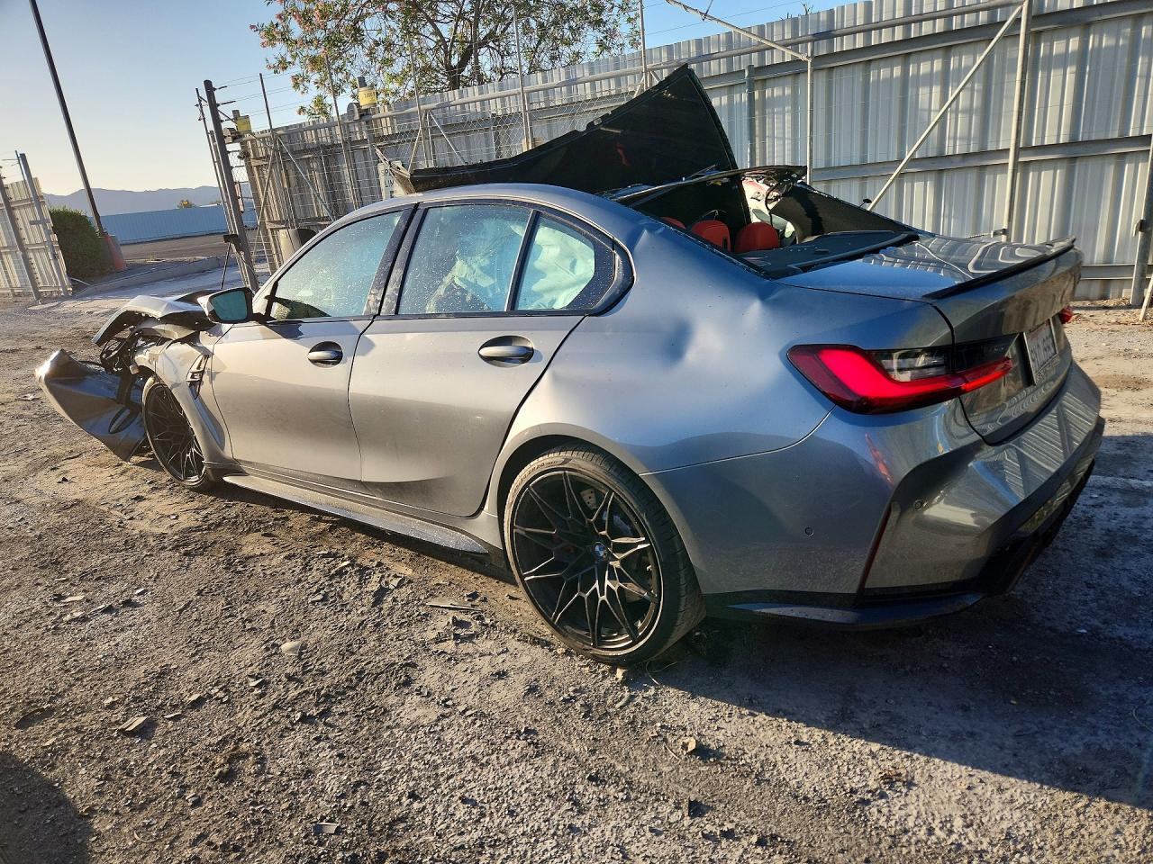 2023 BMW M3 Competition - zdjęcie 2