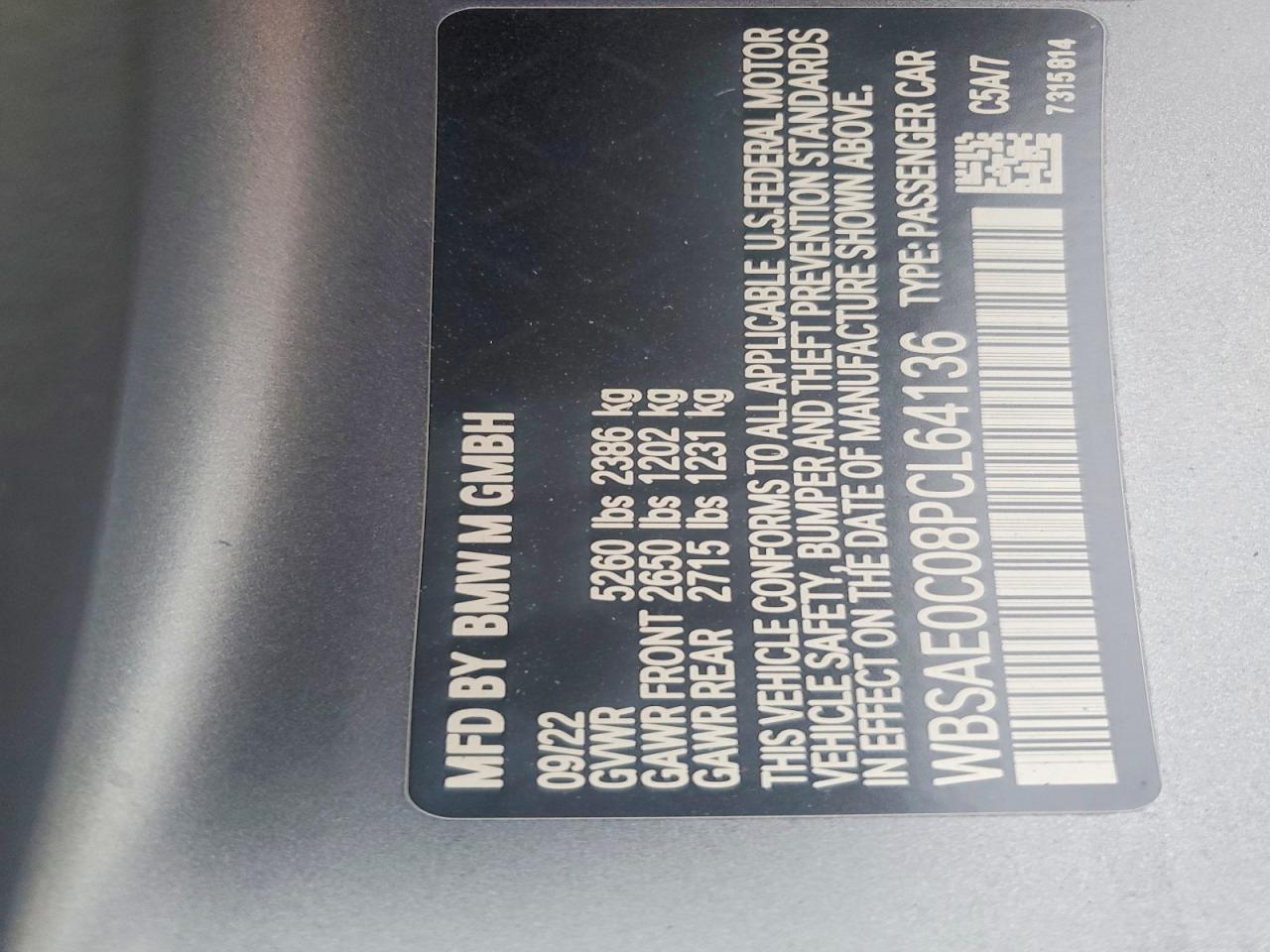 2023 BMW M8 - zdjęcie 12