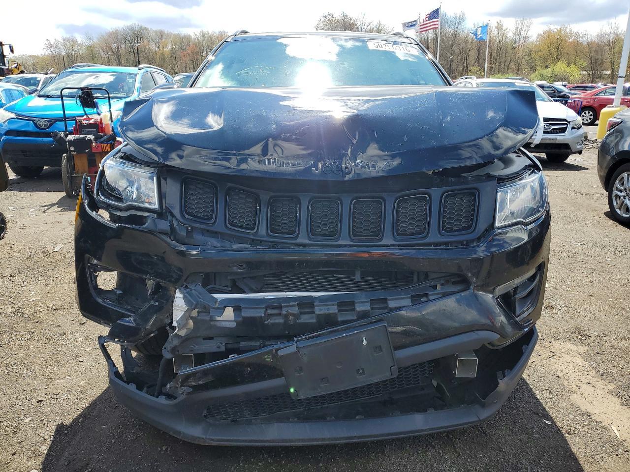 2021 Jeep Compass Latitude - zdjęcie 5