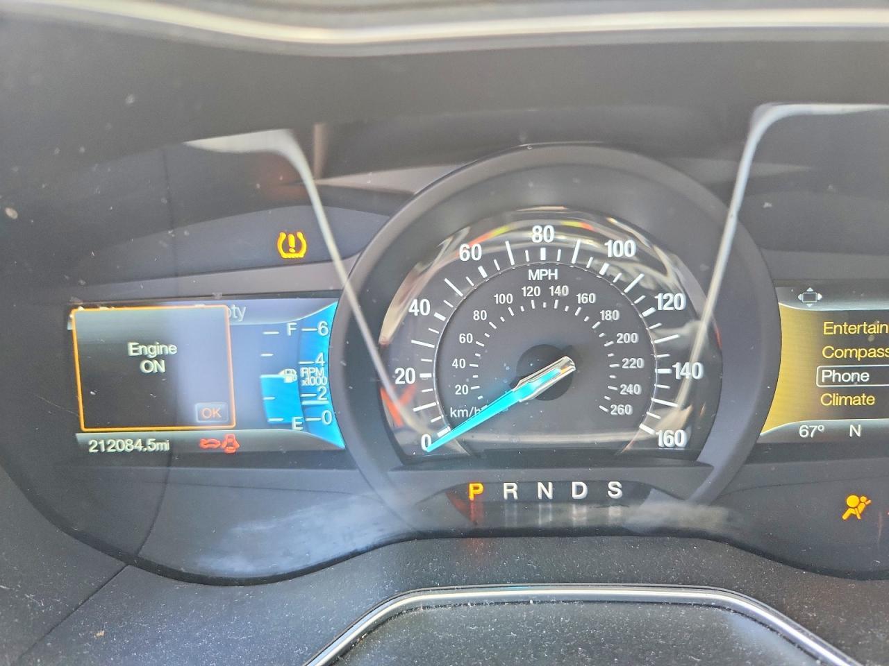 2016 Ford Fusion Titanium - zdjęcie 9