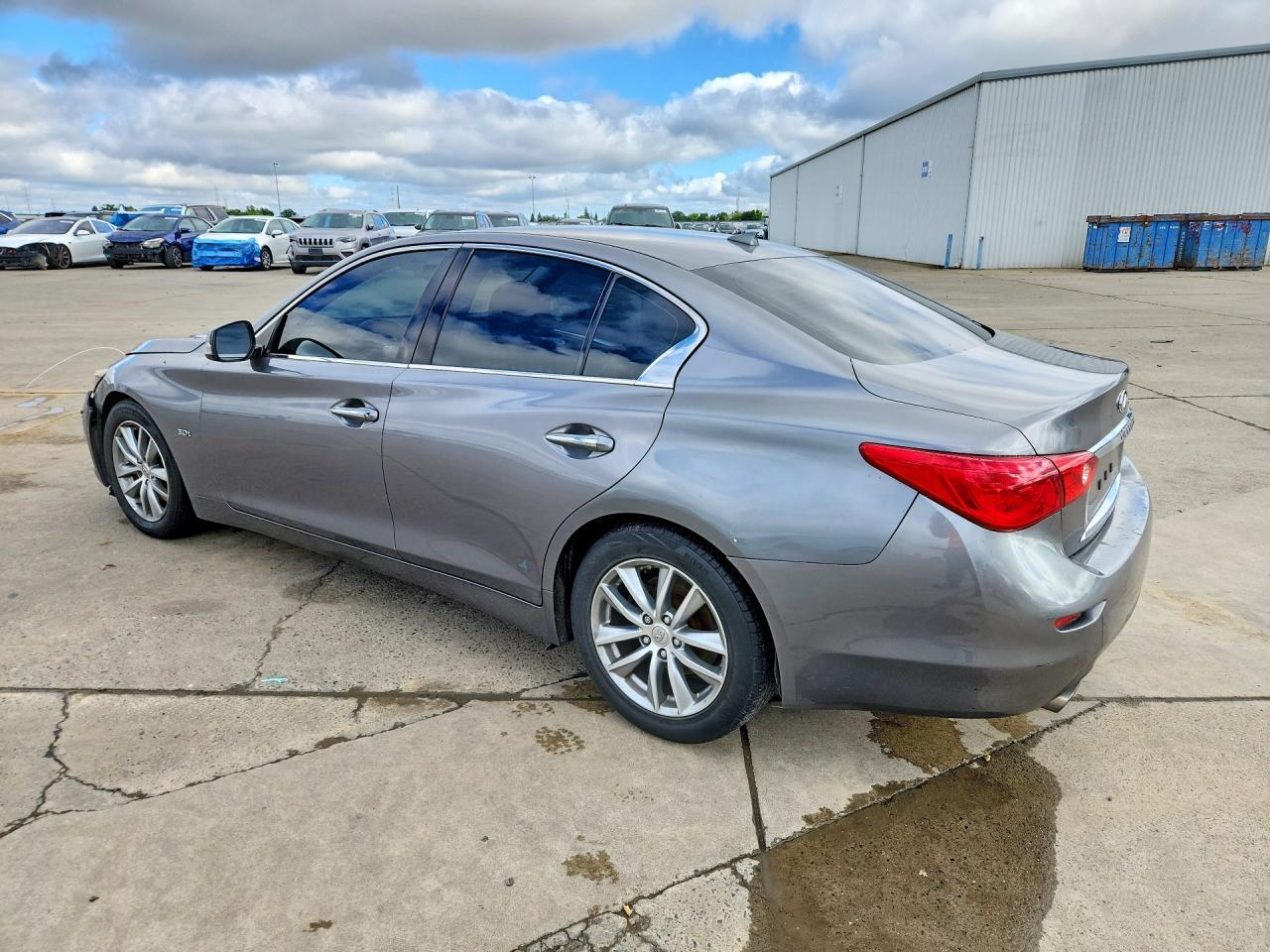 2017 Infiniti Q50 - zdjęcie 2