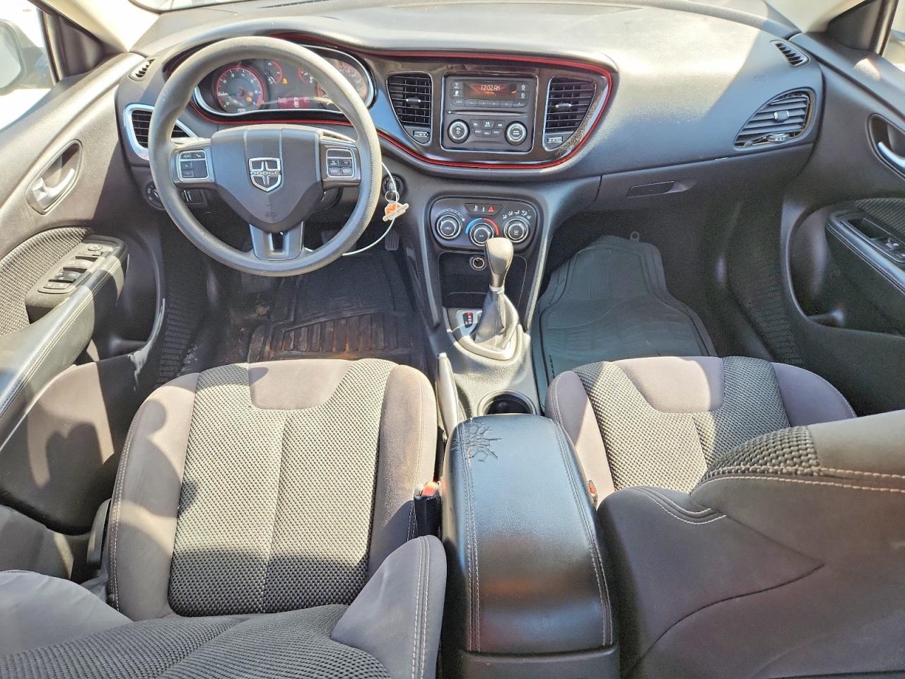 2015 Dodge Dart Sxt - zdjęcie 8