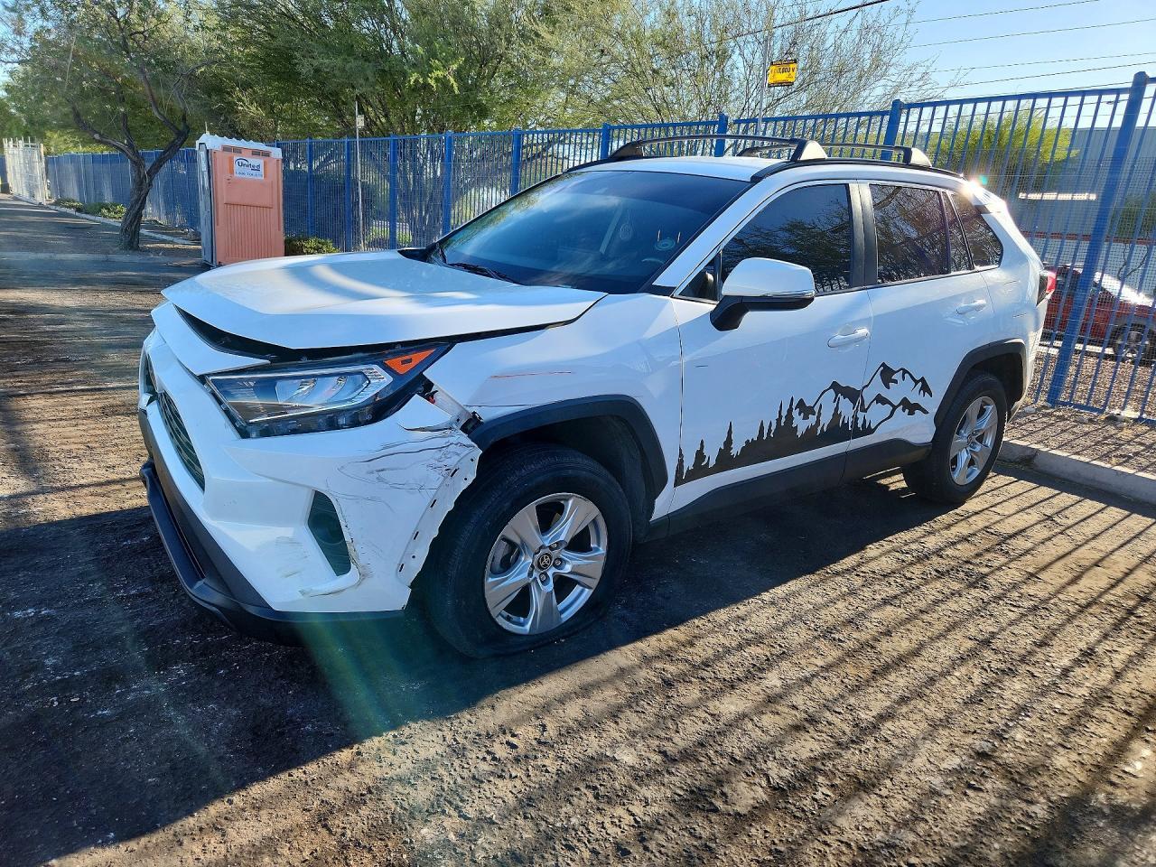 2021 Toyota Rav4 Xle - zdjęcie główne