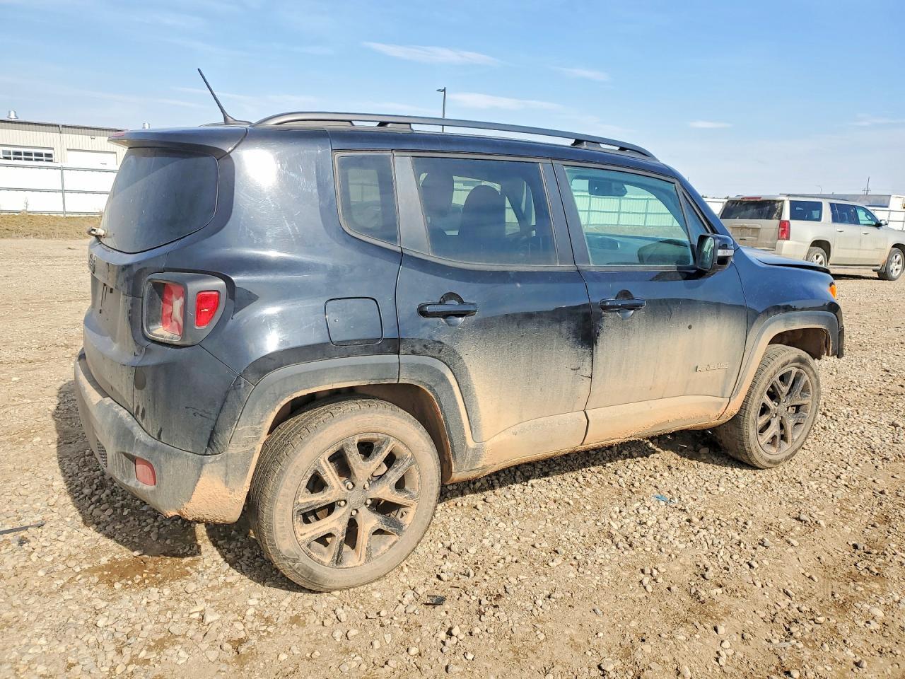 2017 Jeep Renegade Latitude - zdjęcie 3