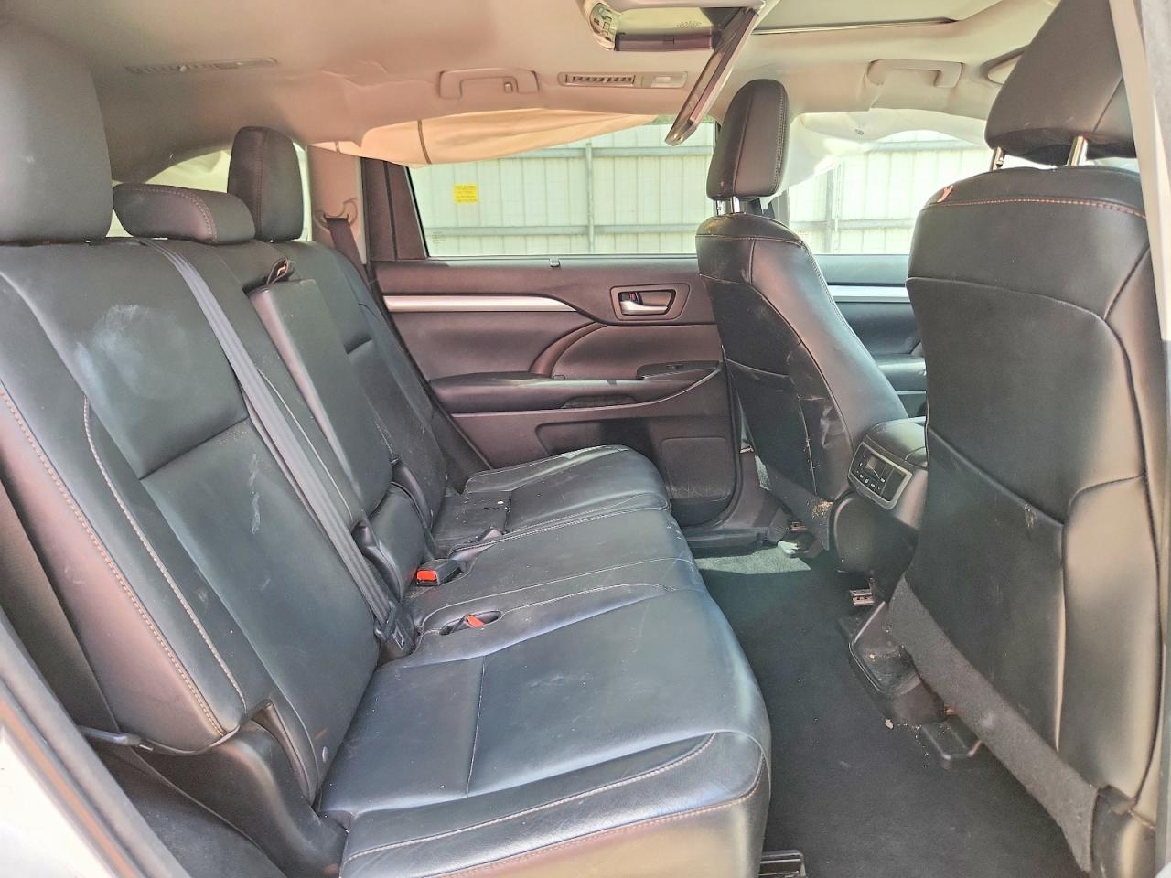 2016 Toyota Highlander Xle - zdjęcie 11