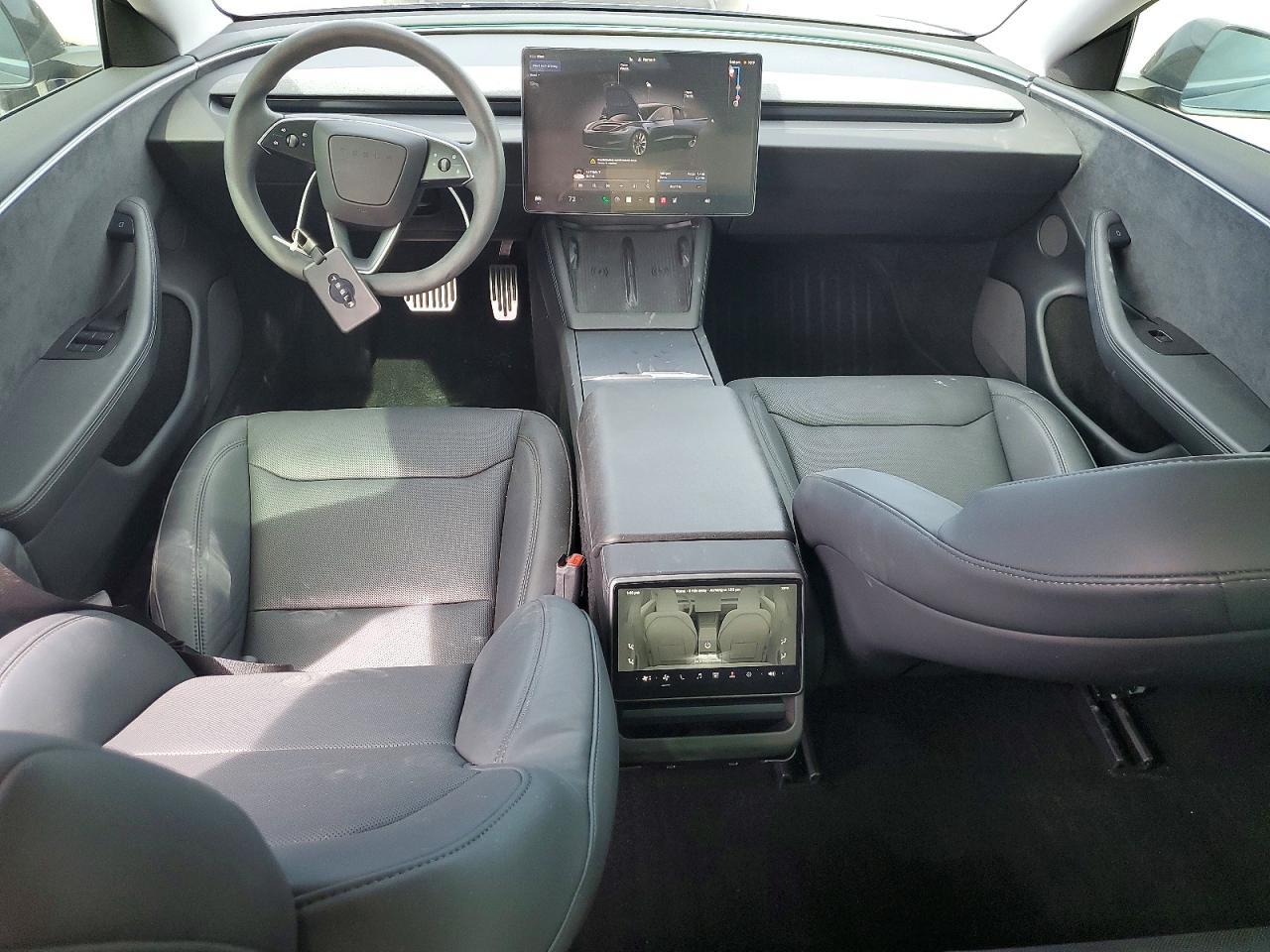 2024 Tesla Model 3 - zdjęcie 8