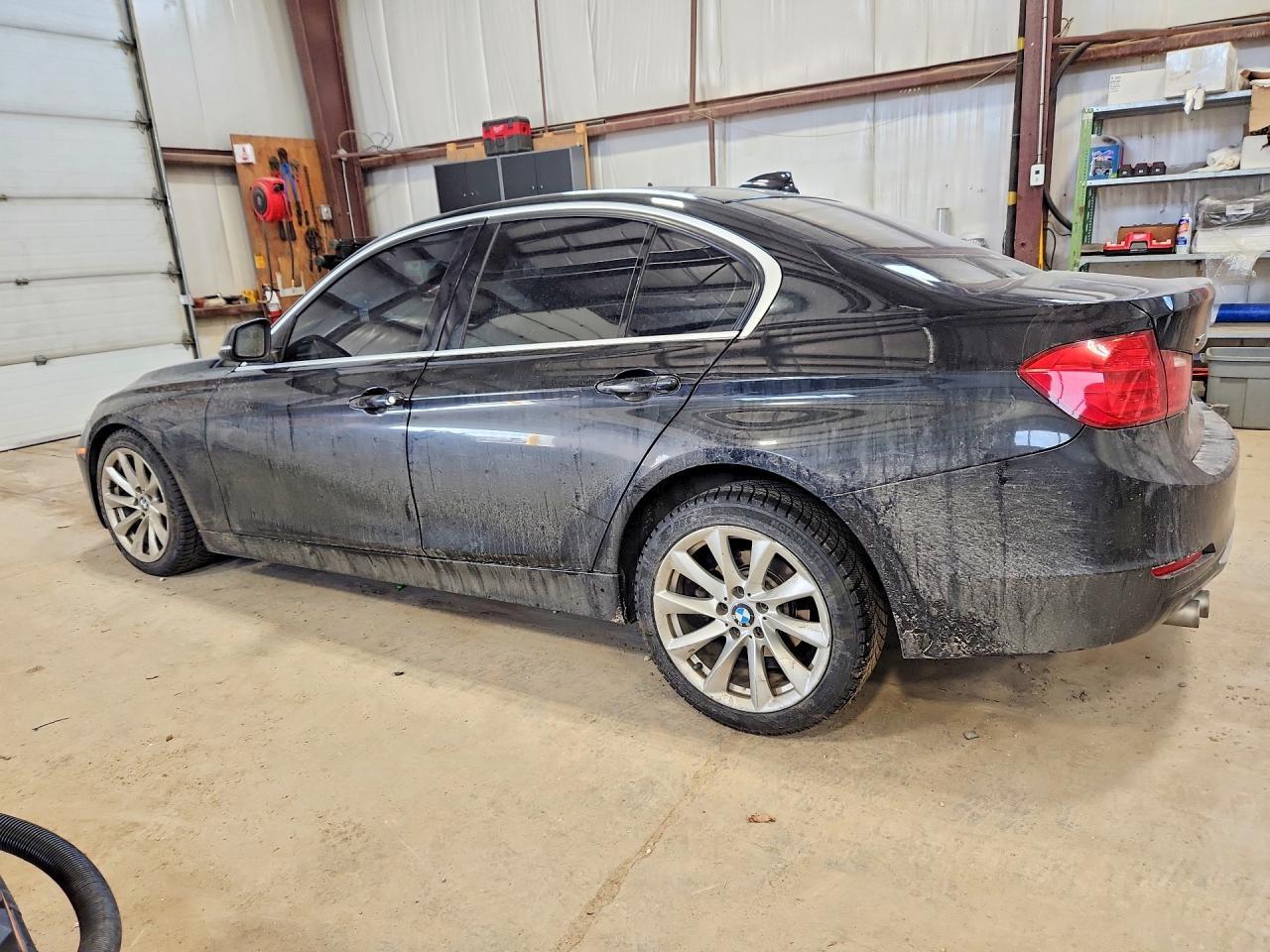 2014 BMW Seria 3 328i - zdjęcie 2