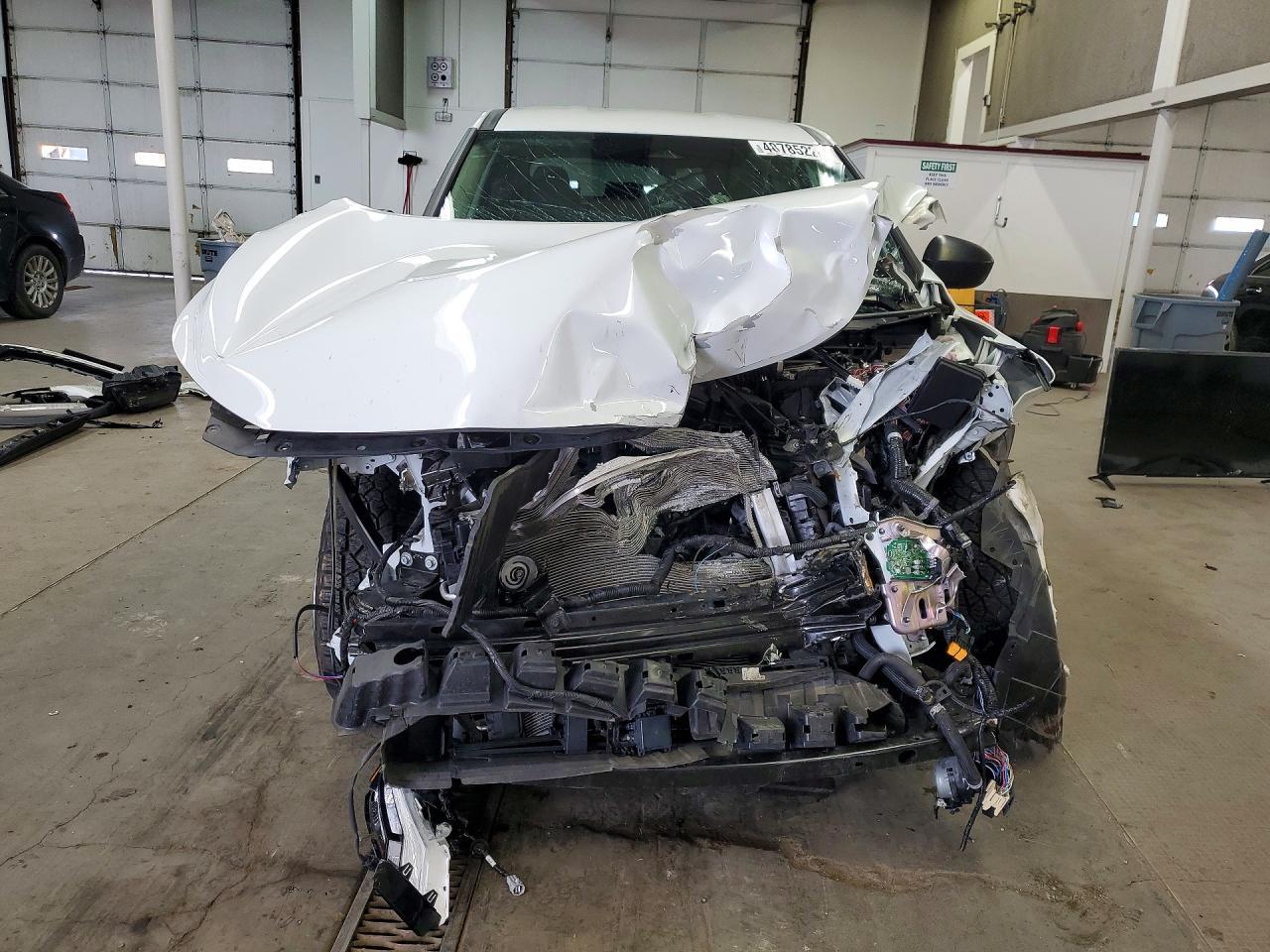 2024 Nissan Rogue S - zdjęcie 5