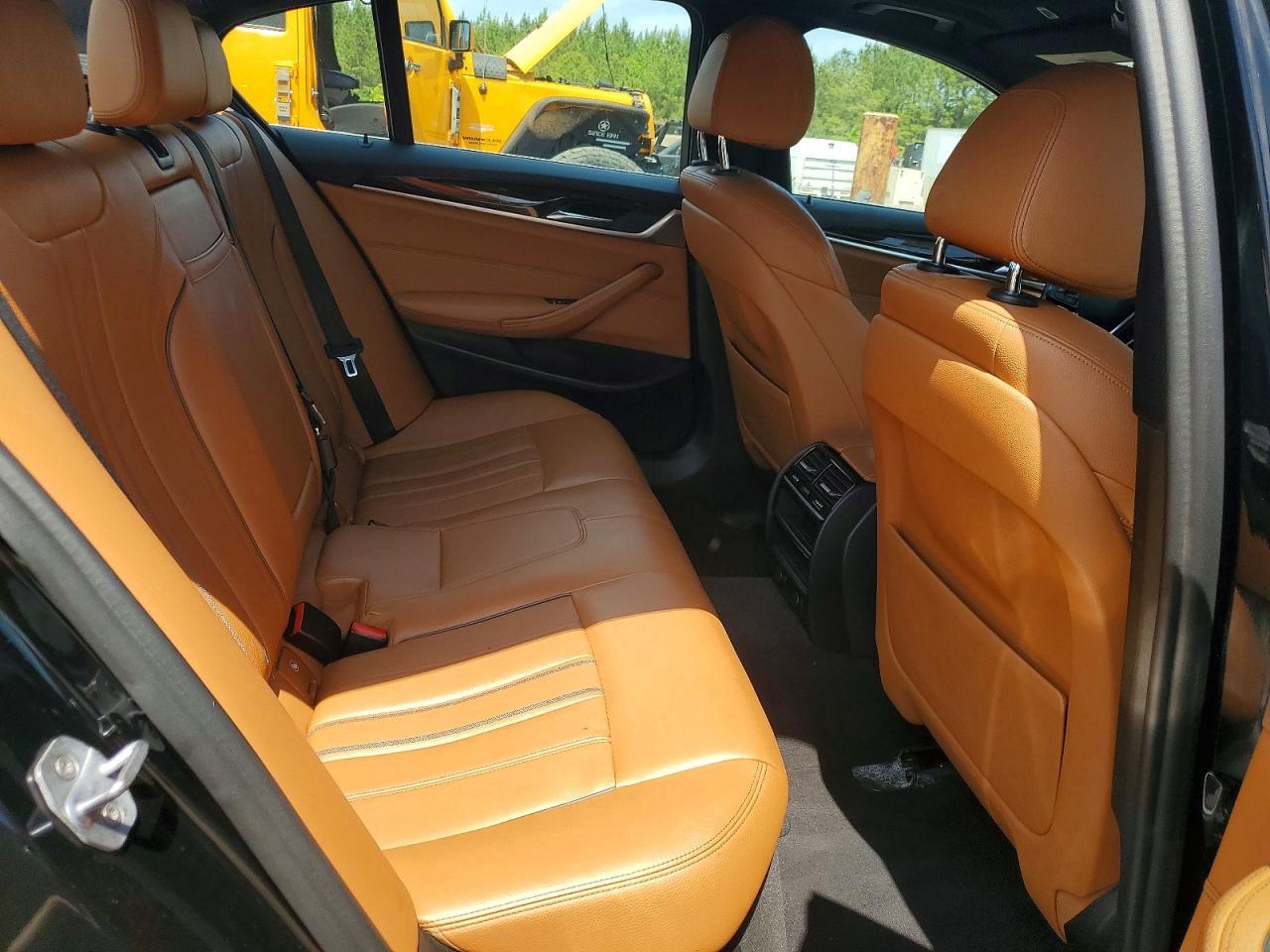 2019 BMW 530 Xi - zdjęcie 10