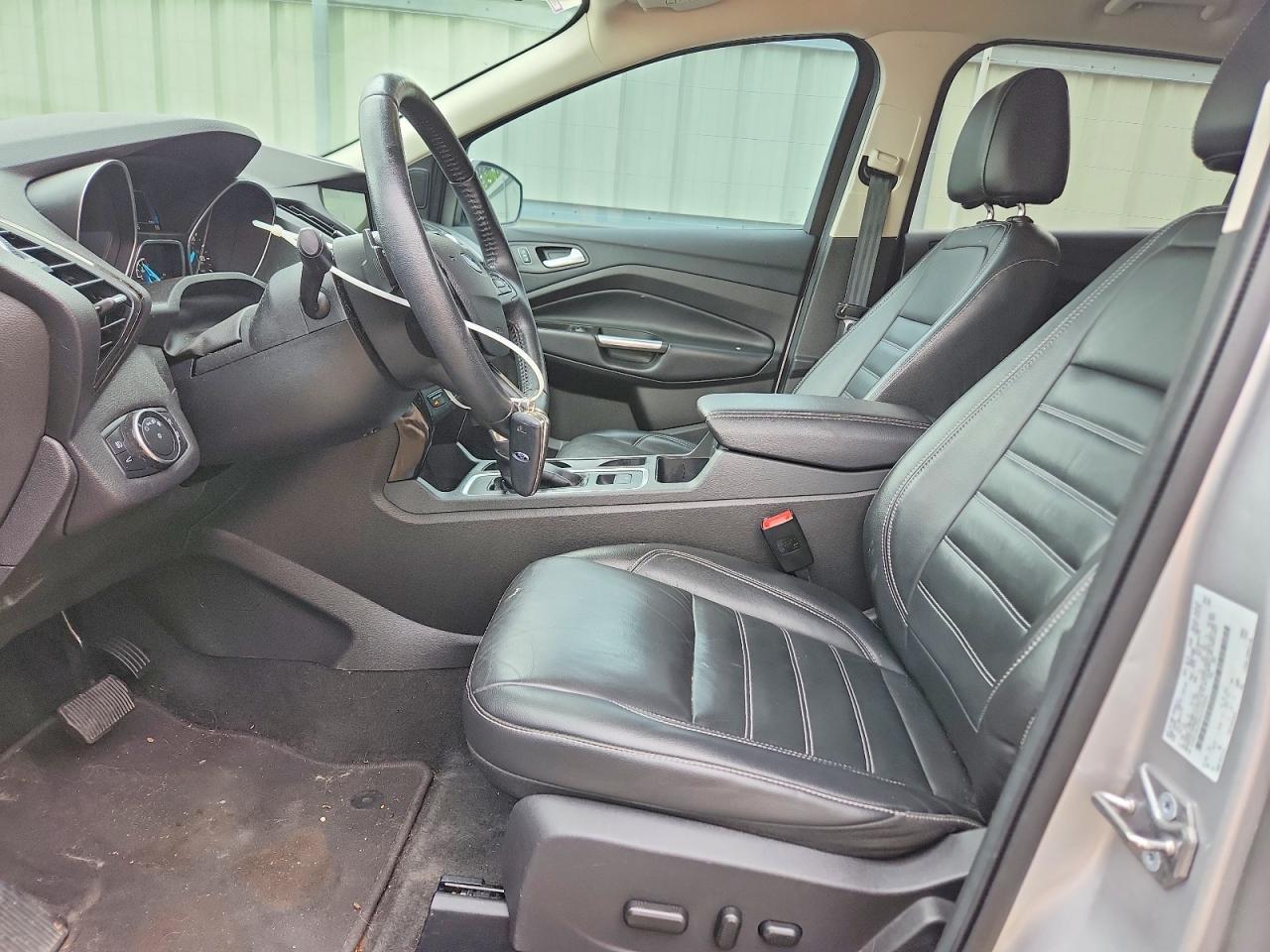 2017 Ford Escape Titanium - zdjęcie 7