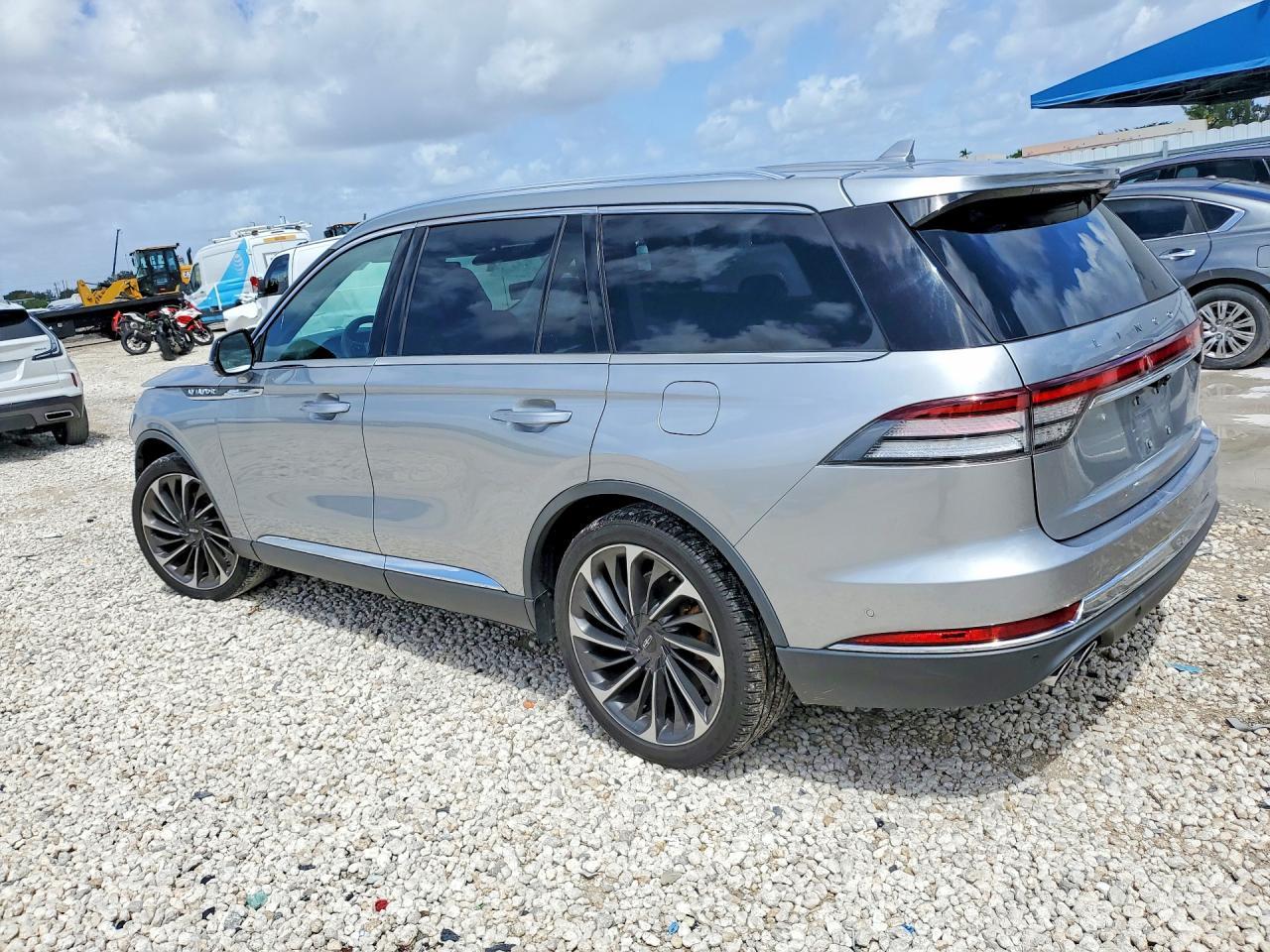 2020 Lincoln Aviator Reserve - zdjęcie 2