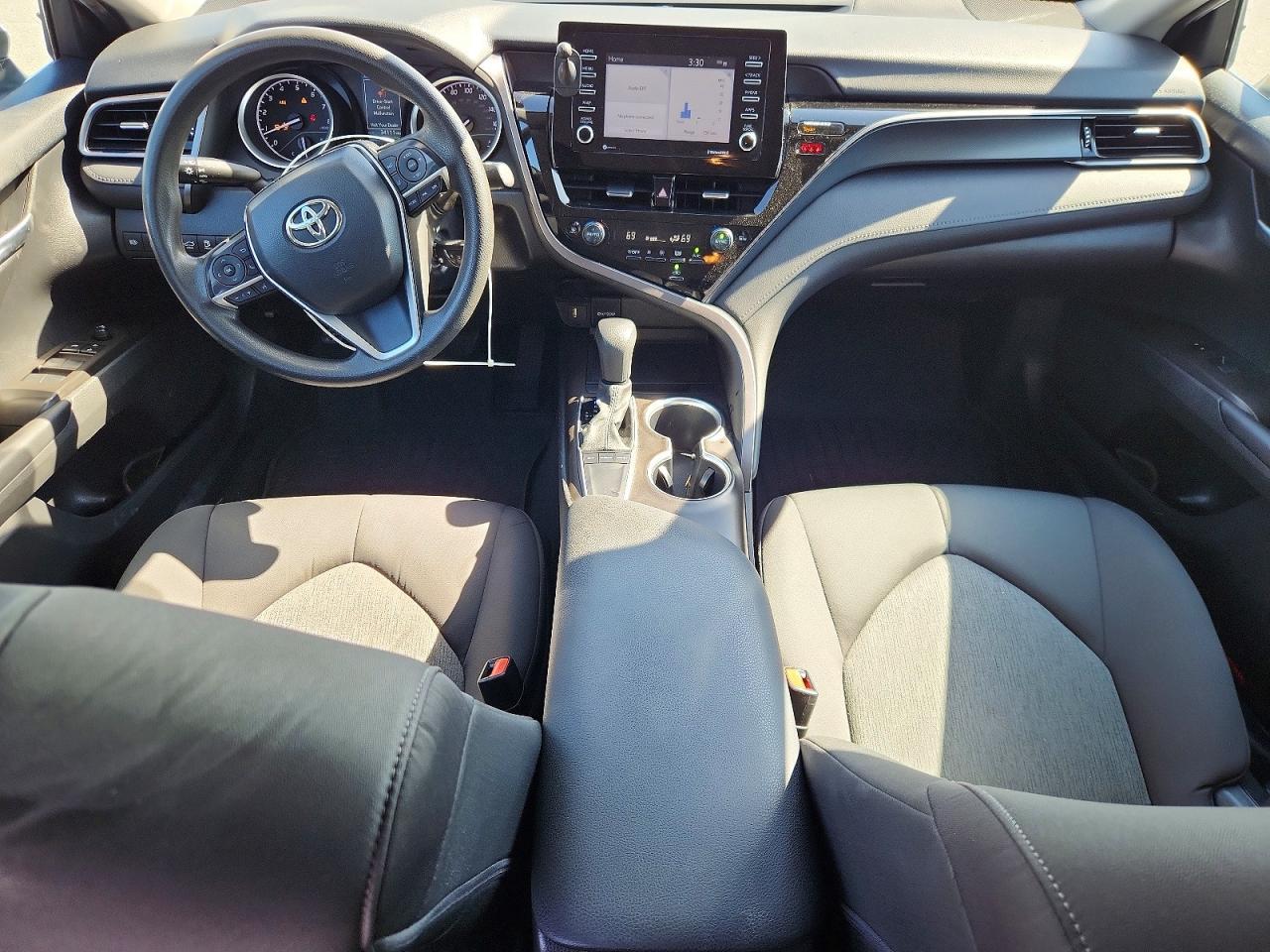 2024 Toyota Camry Le - zdjęcie 8