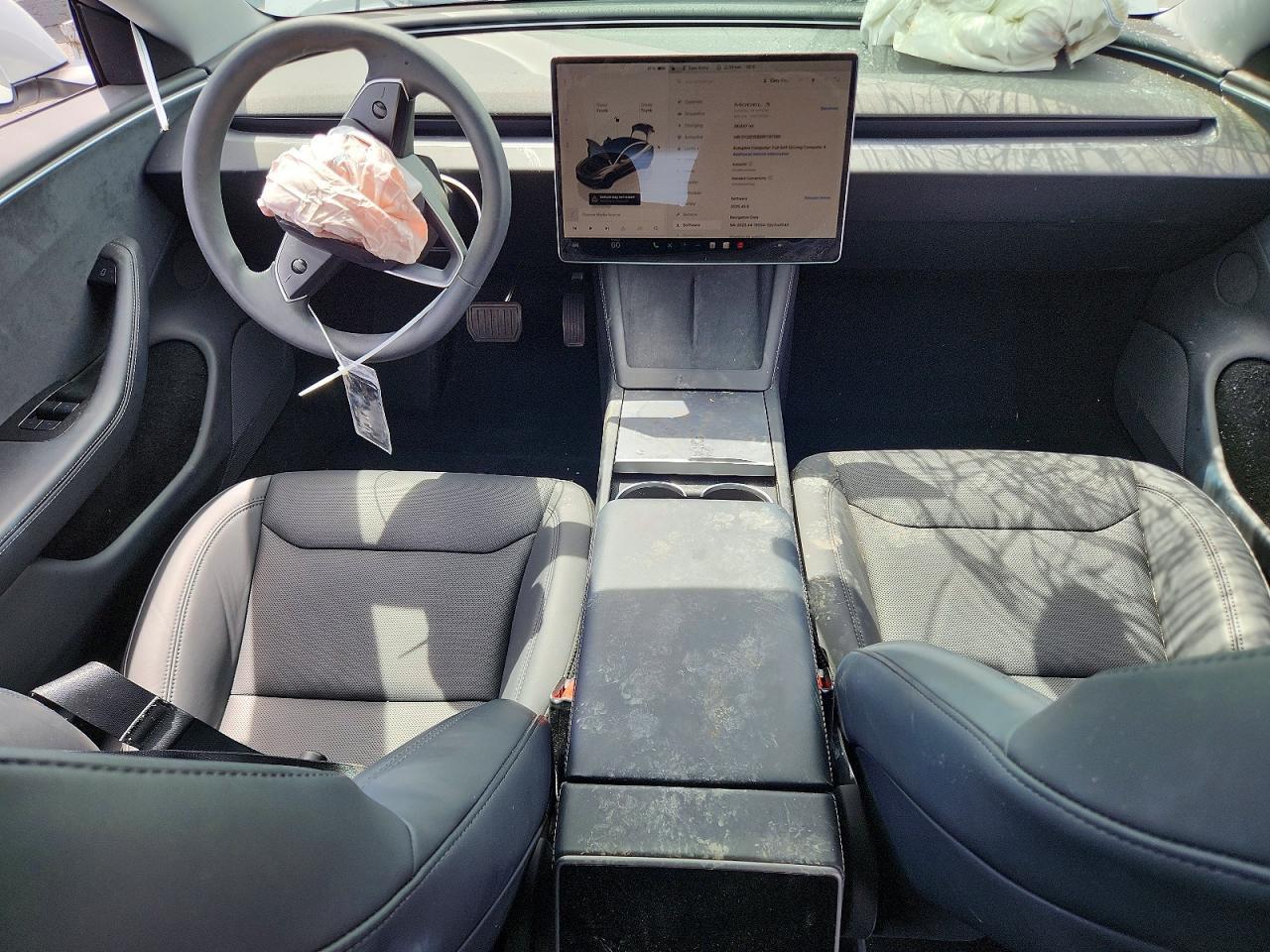 2024 Tesla Model 3 - zdjęcie 8