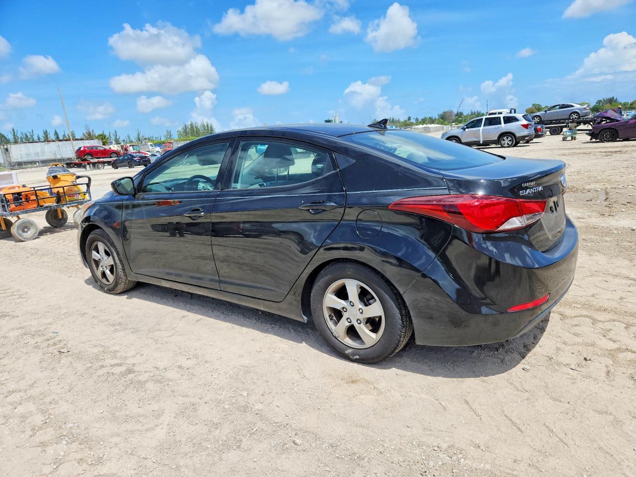 2014 Hyundai Elantra Se - zdjęcie 2