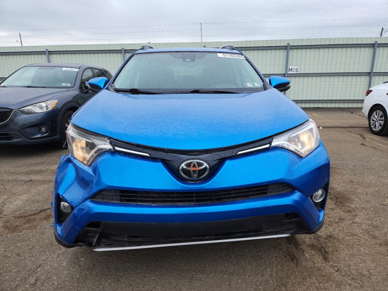 2017 Toyota Rav4 Xle - zdjęcie 5