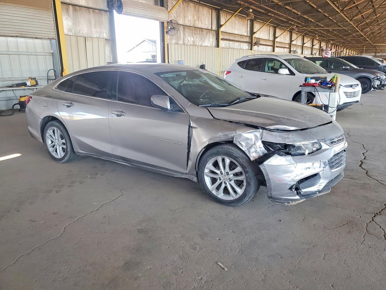 2018 Chevrolet Malibu Lt - zdjęcie 4
