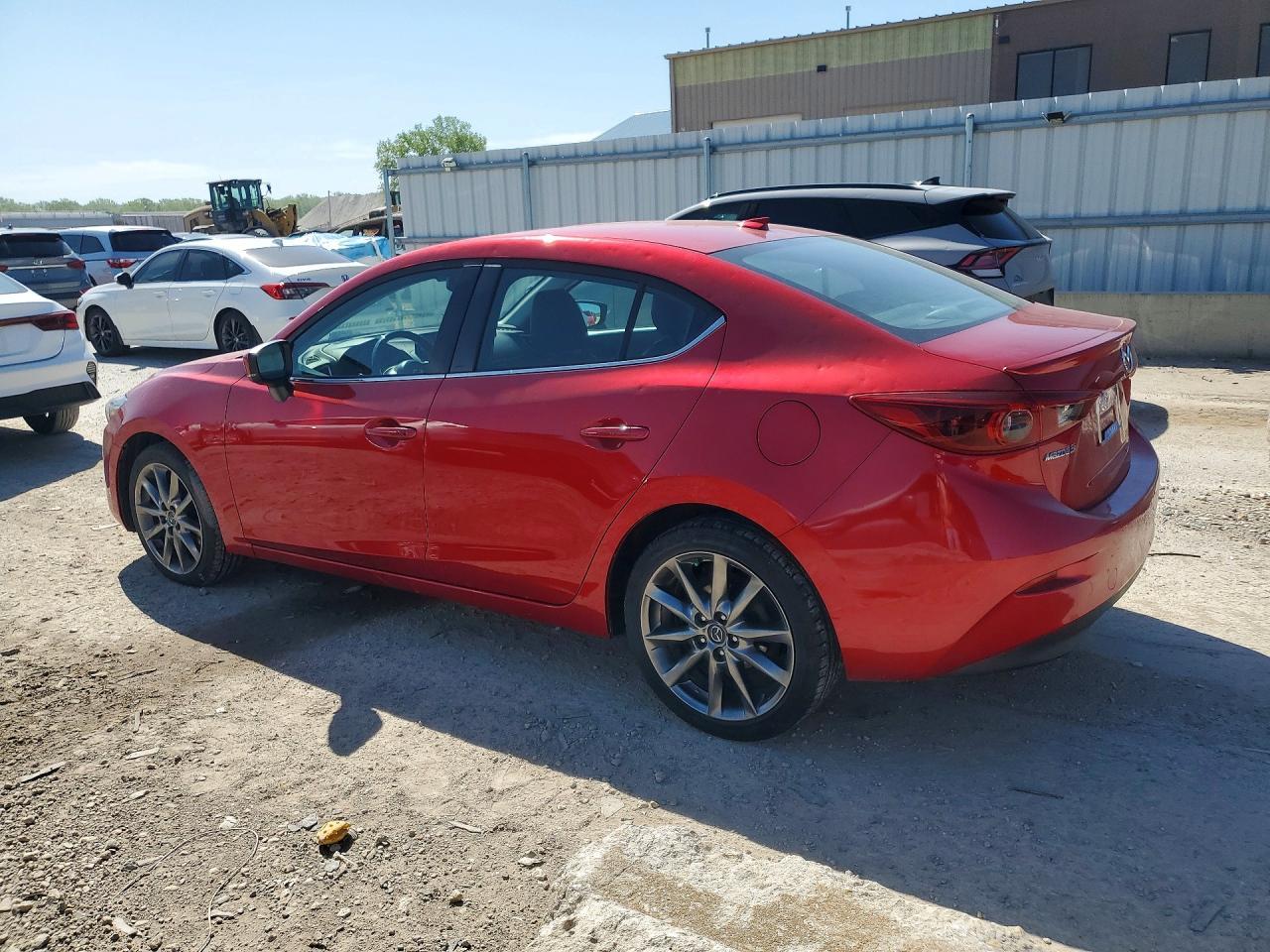 2018 Mazda 3 Grand Touring - zdjęcie 2