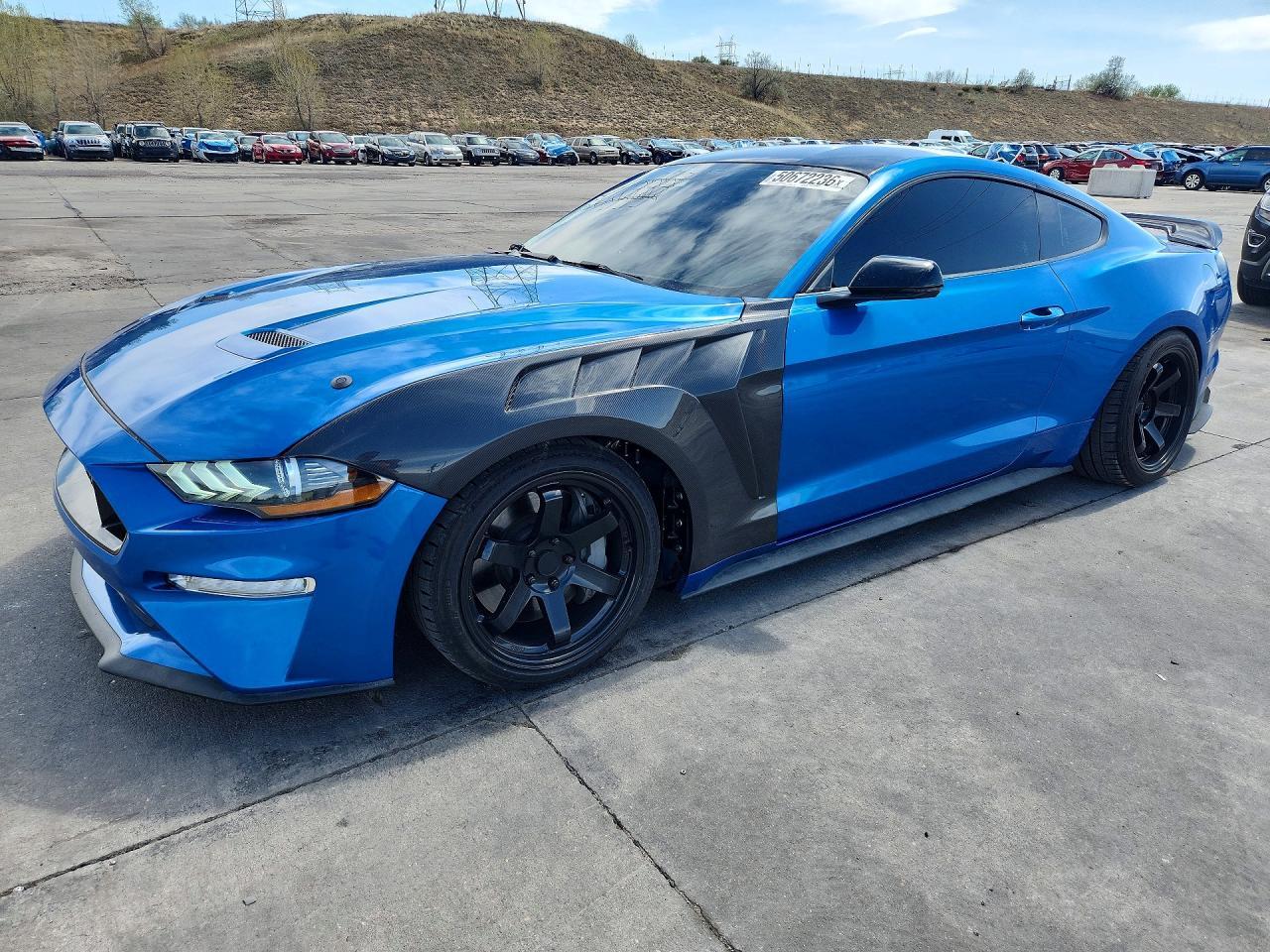 2021 Ford Mustang Gt - zdjęcie główne