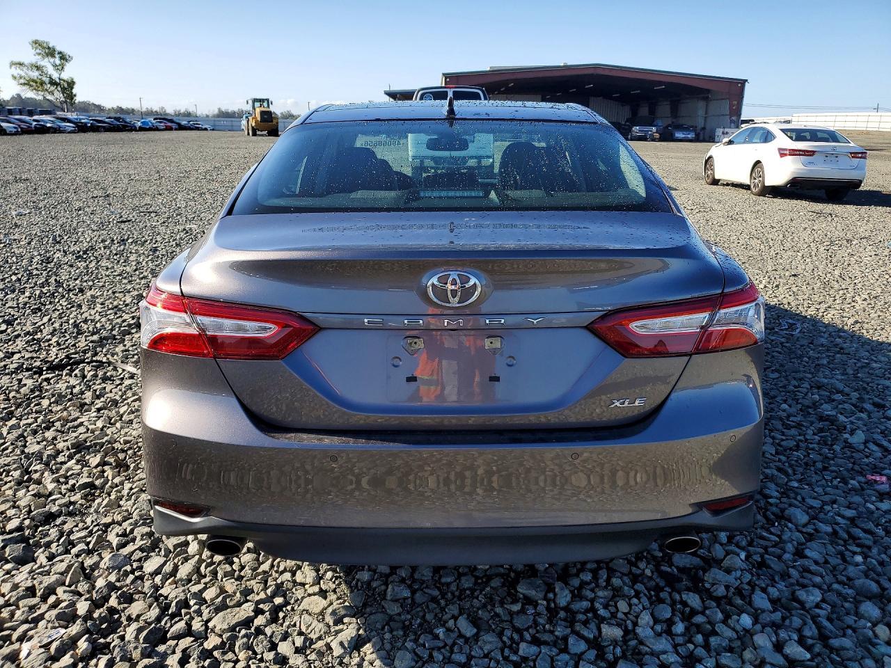 2018 Toyota Camry Xle V6 - zdjęcie 6