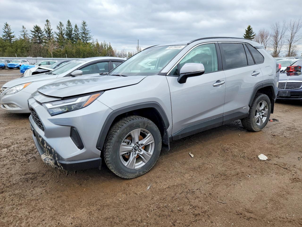 2024 Toyota Rav4 Hybrid Xle - zdjęcie główne