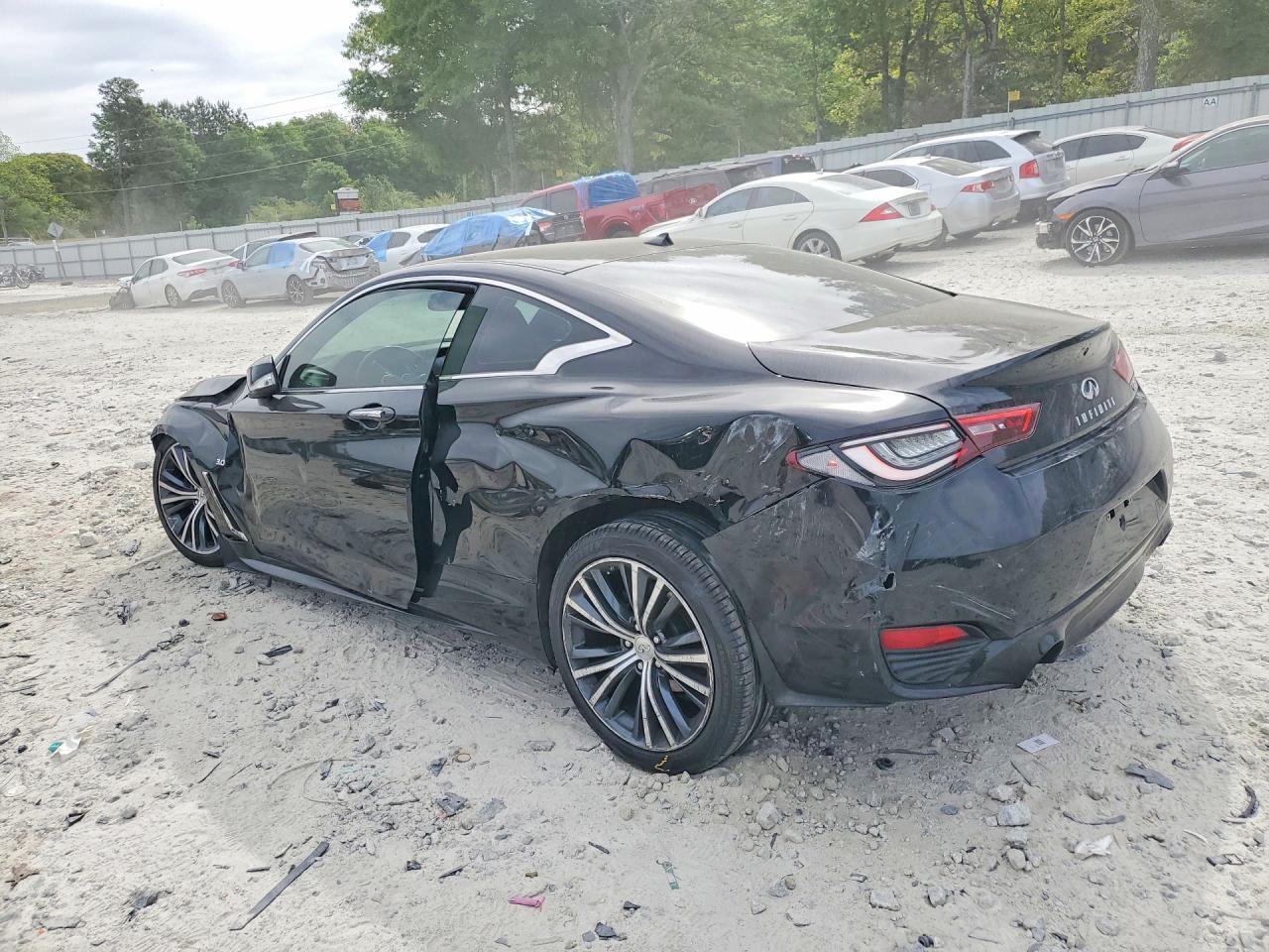 2019 Infiniti Q60 3.0T Luxe - zdjęcie 2