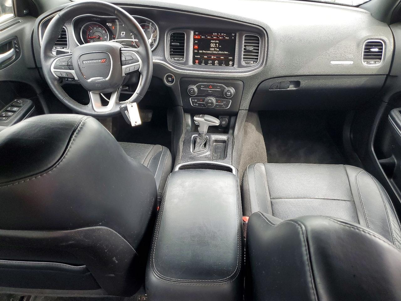 2015 Dodge Charger Sxt - zdjęcie 8