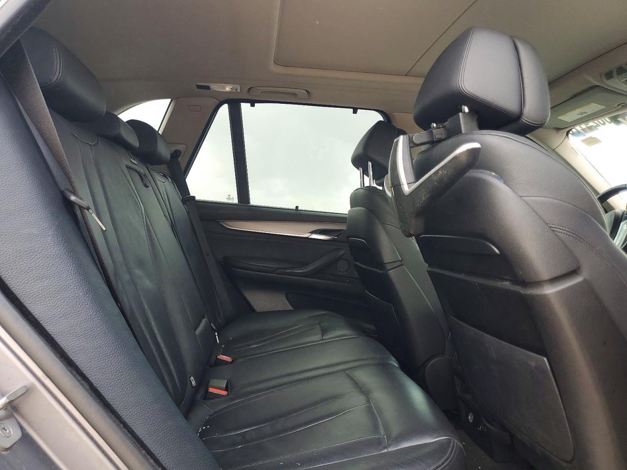 2014 BMW X5 xDrive50I - zdjęcie 10