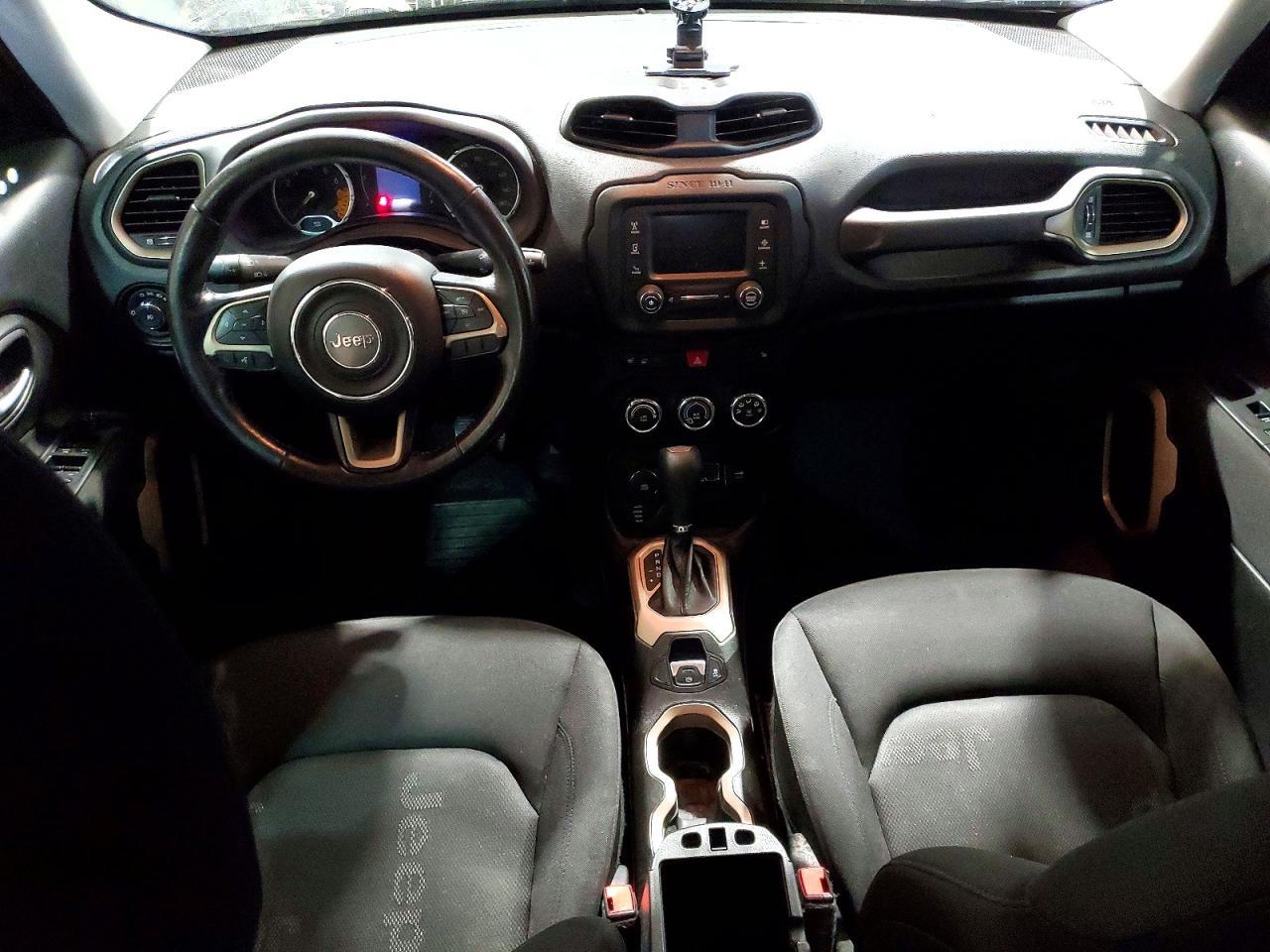 2017 Jeep Renegade Latitude - zdjęcie 8