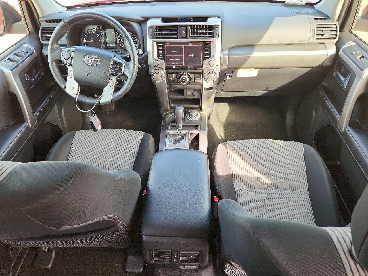 2024 Toyota 4Runner Sr5 - zdjęcie 8