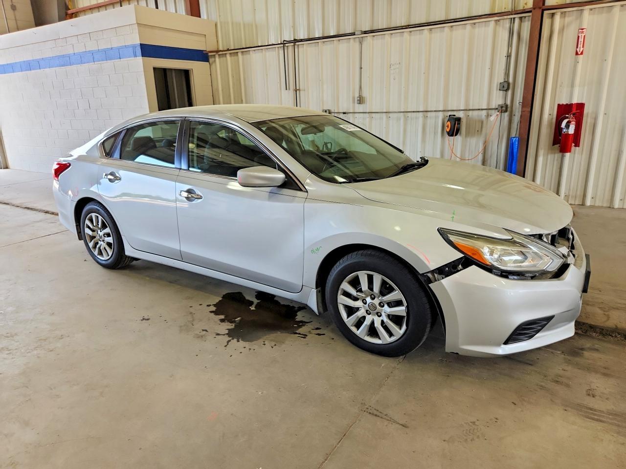 2017 Nissan Altima 2.5 S - zdjęcie 4