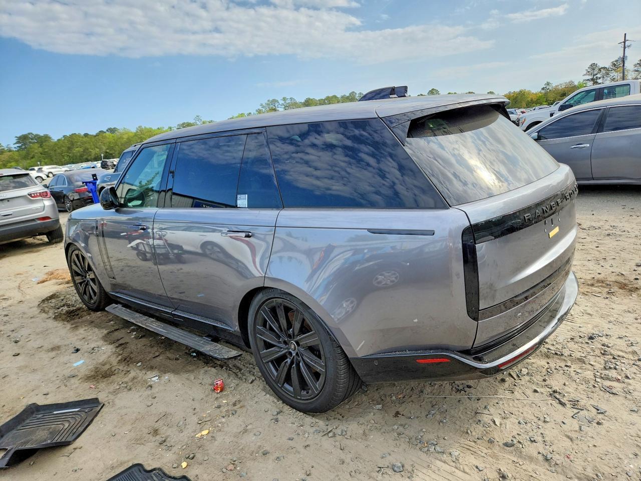 2025 Land Rover Range Rover Autobiography - zdjęcie 2