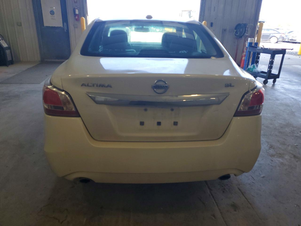 2015 Nissan Altima 2.5 - zdjęcie 6