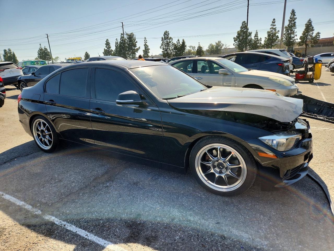 2015 BMW 320 I - zdjęcie 4