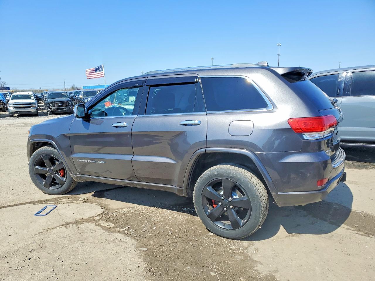2015 Jeep Grand Cherokee Overland - zdjęcie 2