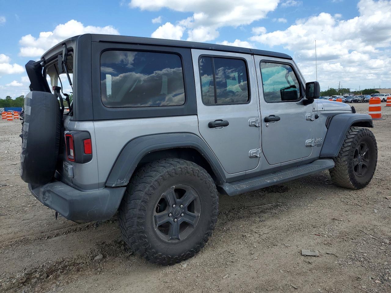 2020 Jeep Wrangler Unlimited Sport - zdjęcie 3