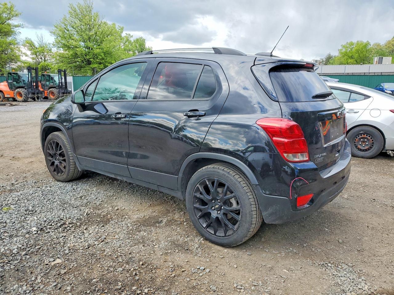 2022 Chevrolet Trax 1Lt - zdjęcie 2