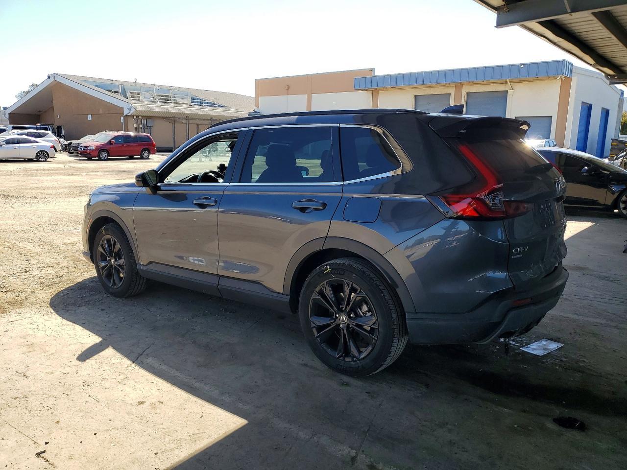 2024 Honda Cr-V Sport Touring - zdjęcie 2