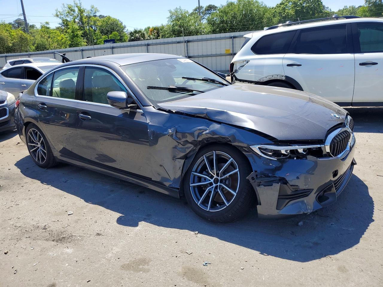 2020 BMW 330I - zdjęcie 4