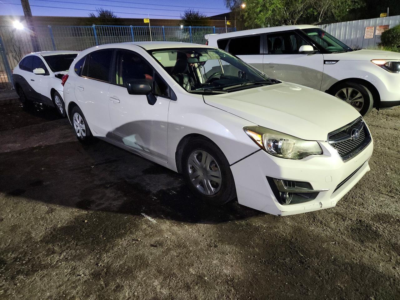 2016 Subaru Impreza - zdjęcie 4