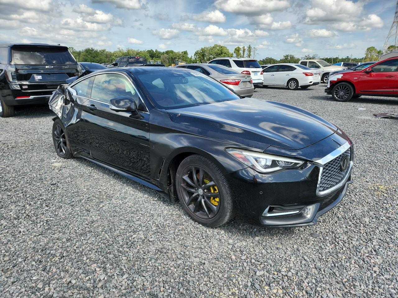 2019 Infiniti Q60 Red Sport 400 - zdjęcie 4