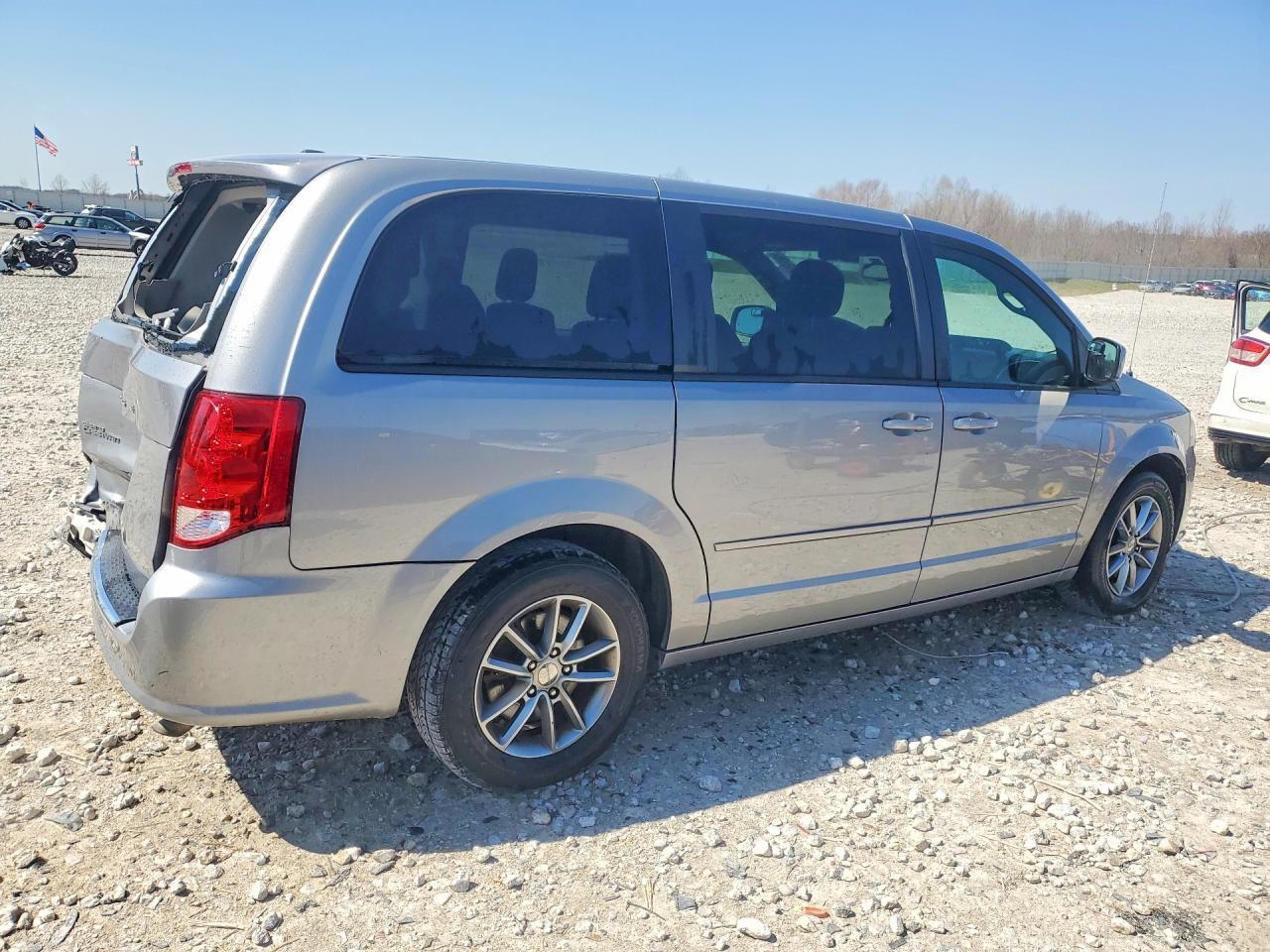 2017 Dodge Grand Caravan Se - zdjęcie 3