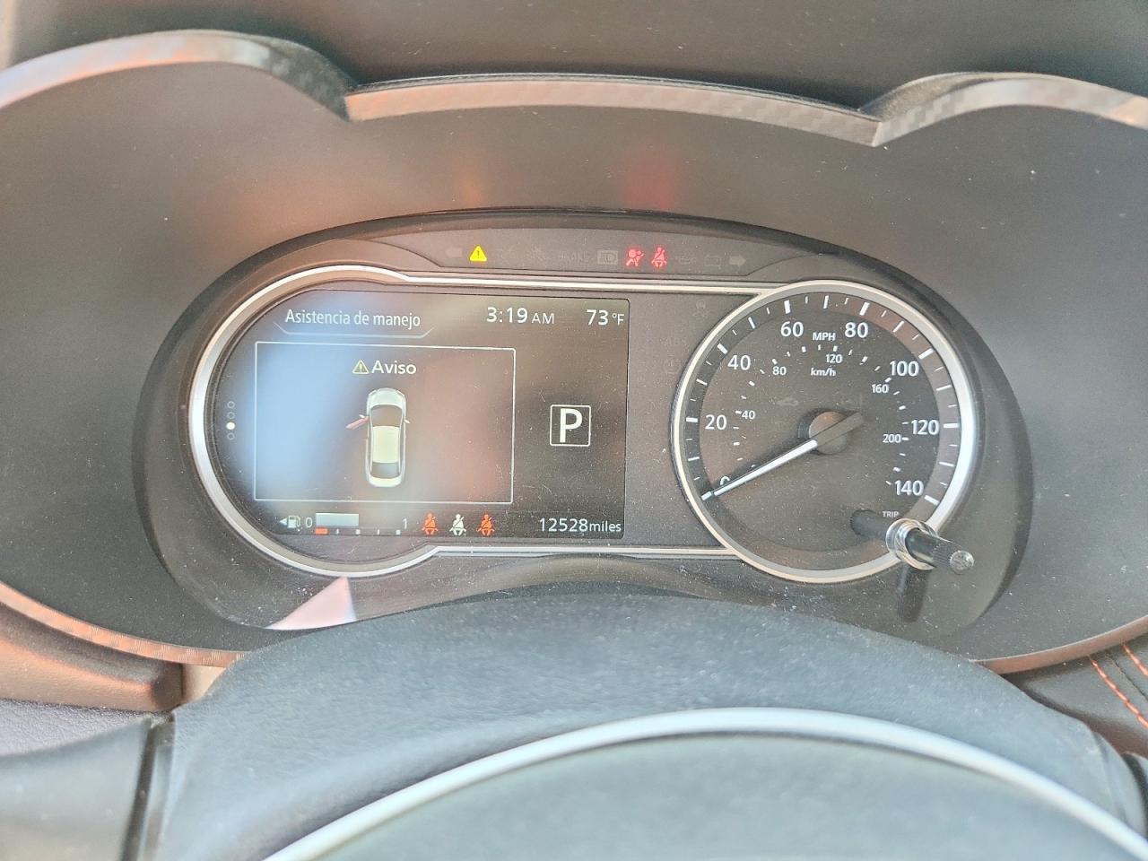 2025 Nissan Versa Sr - zdjęcie 9