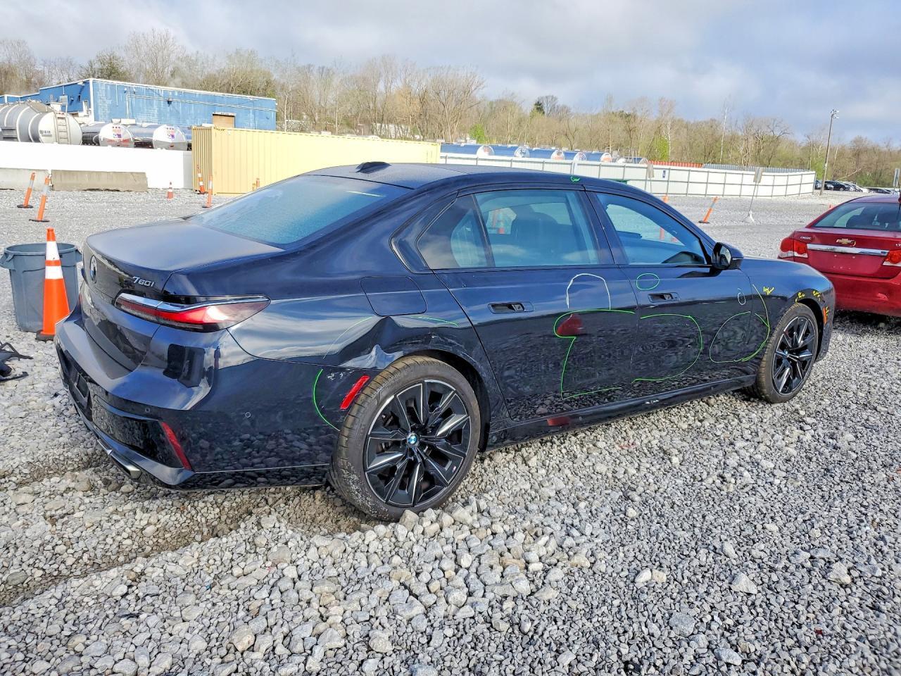 2023 BMW 760 Xi - zdjęcie 3