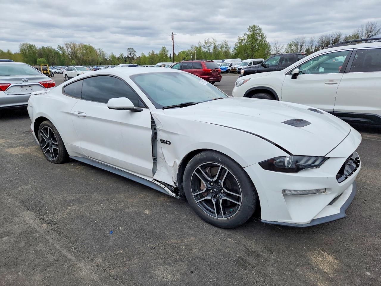 2019 Ford Mustang Gt - zdjęcie 4