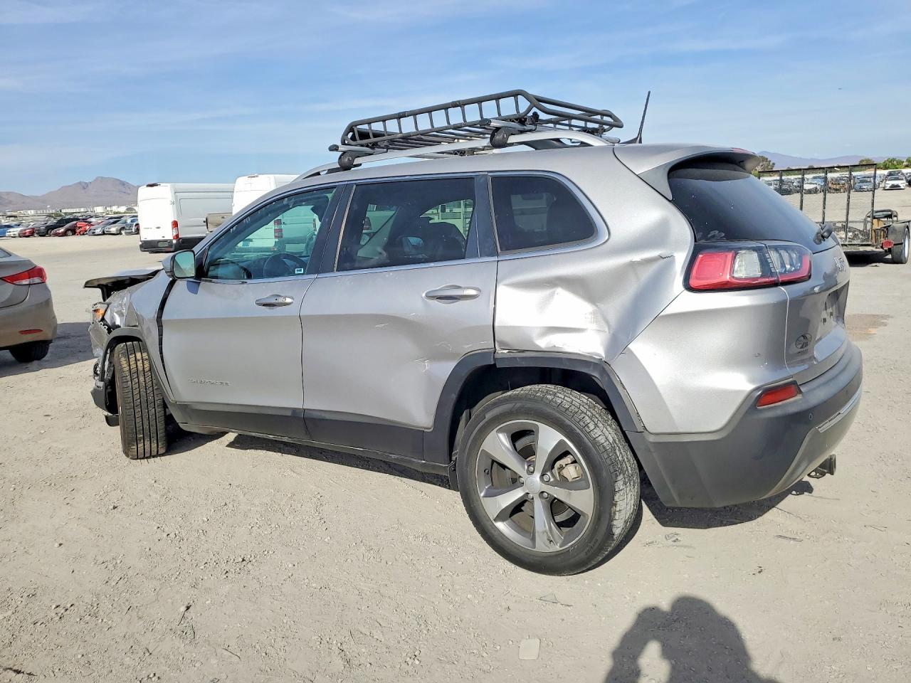 2020 Jeep Cherokee Limited - zdjęcie 2