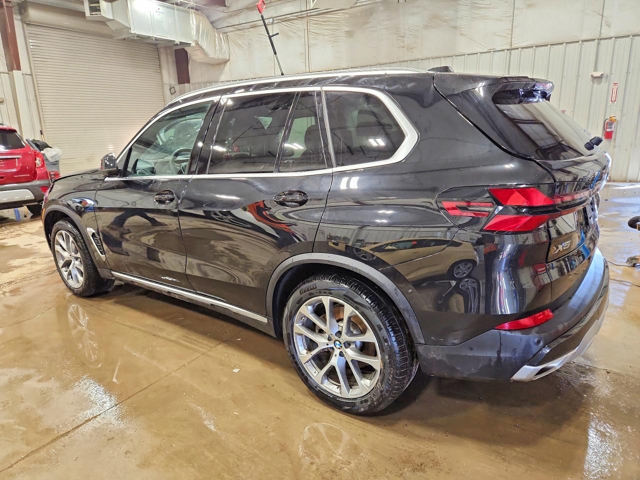 2025 BMW X5 xDrive40I - zdjęcie 2