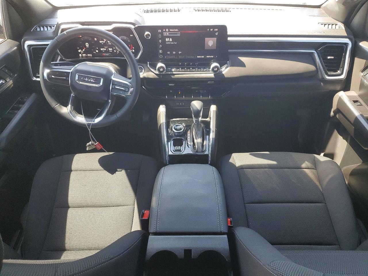 2025 GMC Canyon Elevation - zdjęcie 8