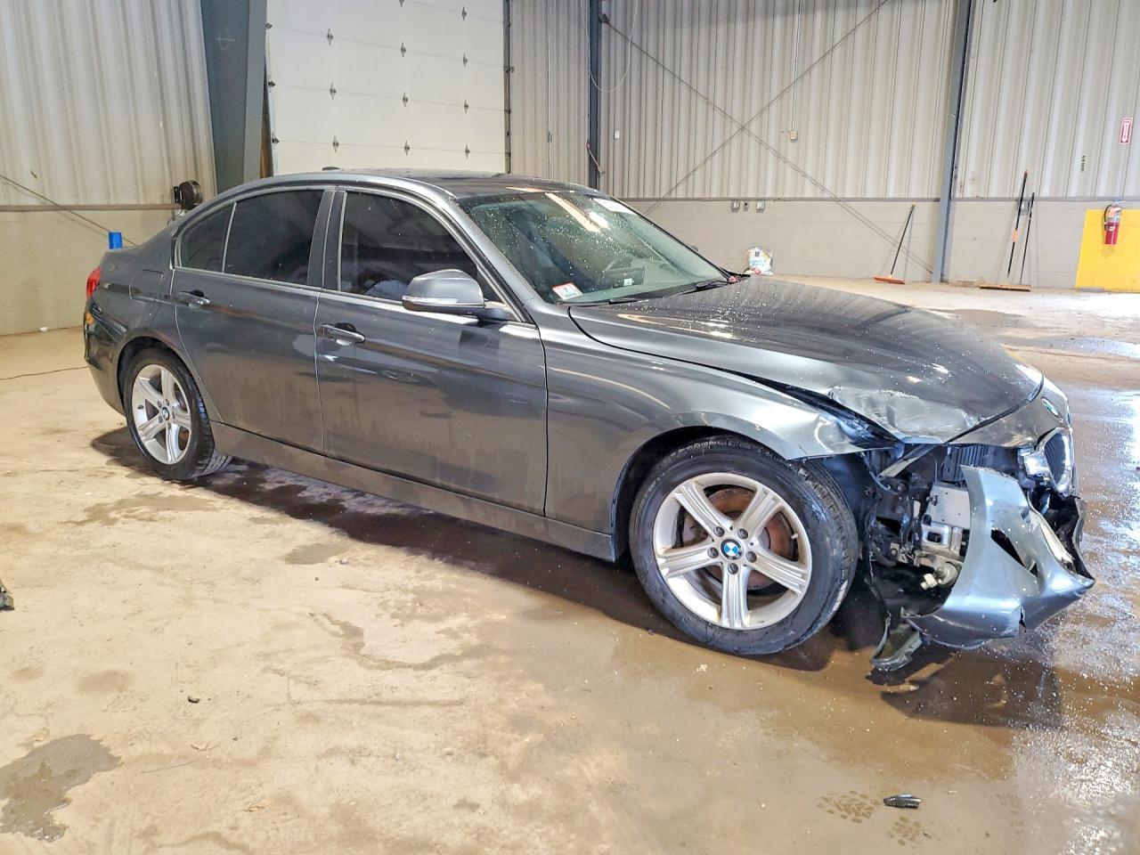 2015 BMW 328 Xi - zdjęcie 4